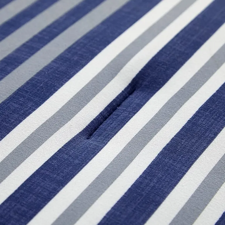 AEROPOSTALE Blocked Stripe Easy Care Comforter Set