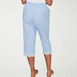 Alfred Dunner Caribbean Blues Womens Misses Short Straight Capri Pant