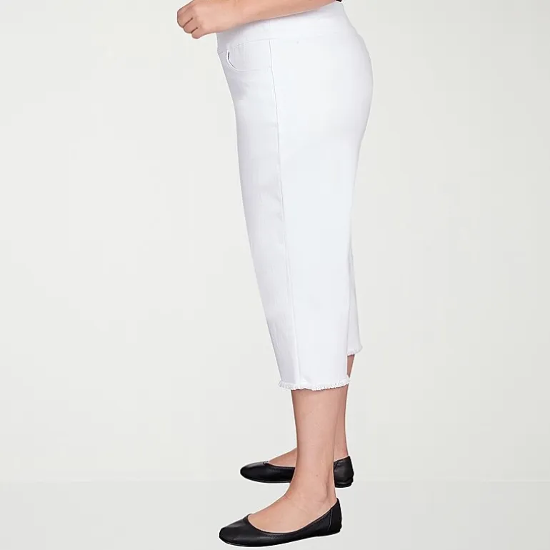 Alfred Dunner Classics Womens Plus Mid Rise Stretch Fabric Capri Jean