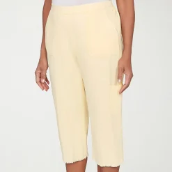 Alfred Dunner Out Of The Blue Womens Straight Capri Pant
