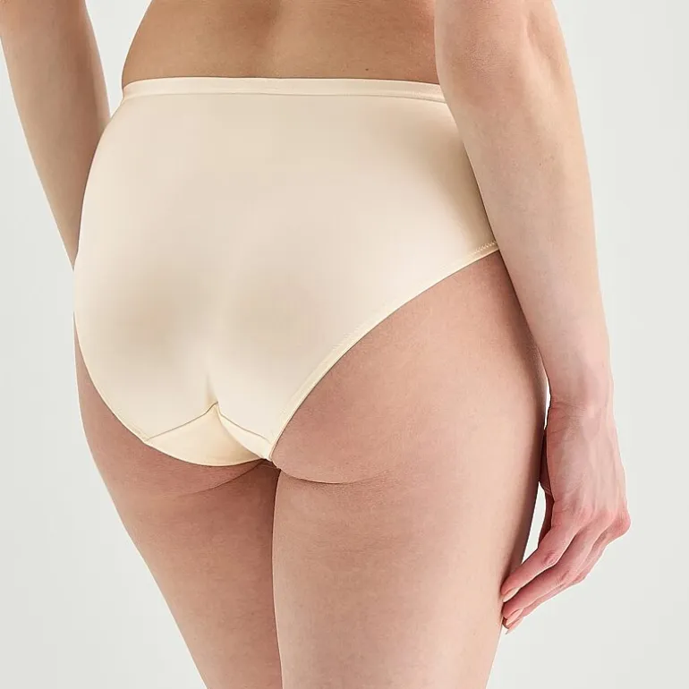 Ambrielle Tulip Lace Shine High Cut Panty
