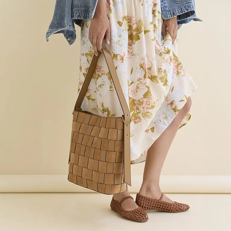 a.n.a Cynthia Woven Bucket Bag