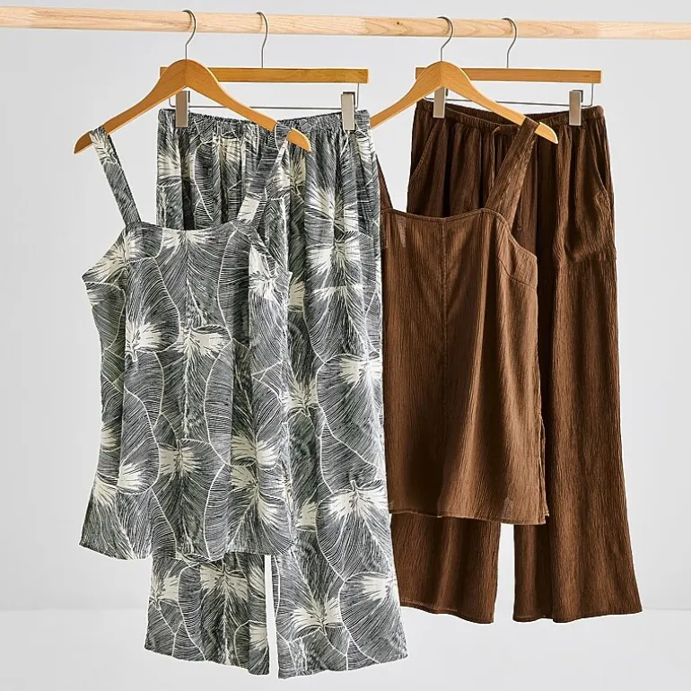 a.n.a Womens Beachy Crop Pant