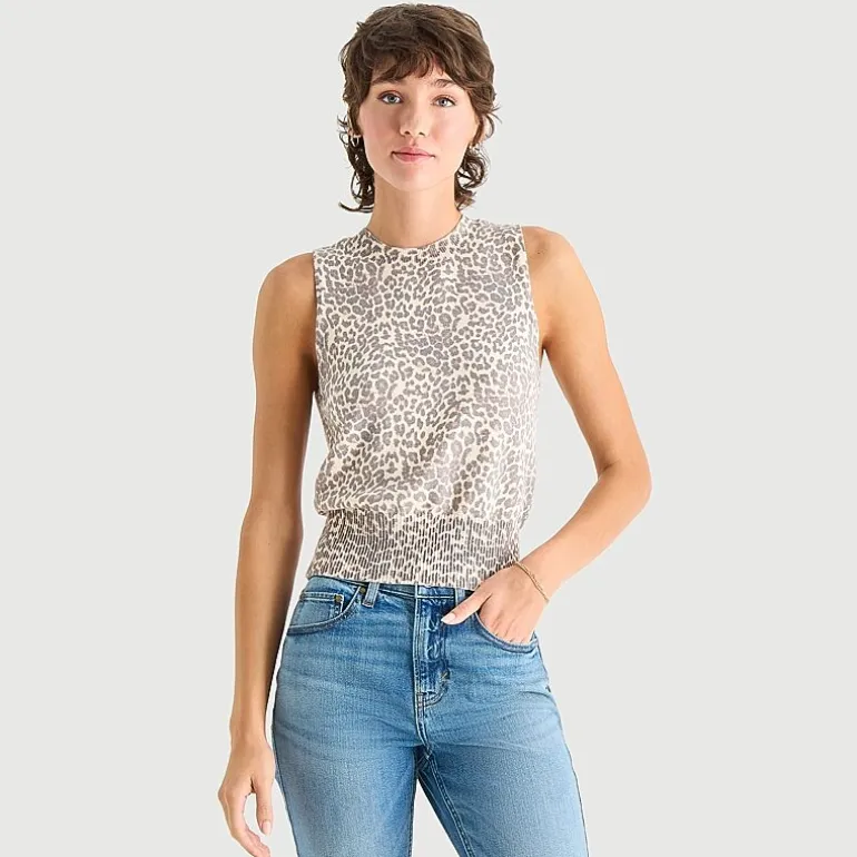 a.n.a Womens Crew Neck Sleeveless Pullover Sweater