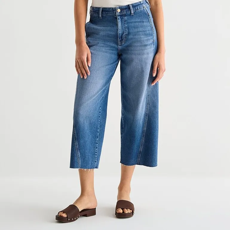 a.n.a Womens High Rise Frayed Hem Cropped Jean