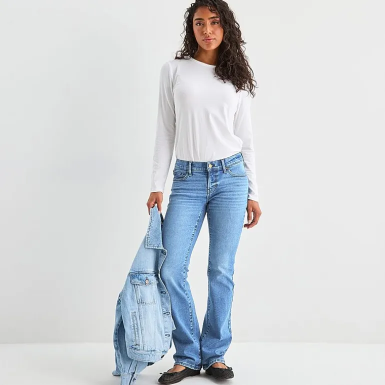 a.n.a Womens Low Rise Bootcut Jean