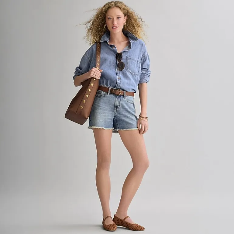 a.n.a Womens Mid Rise 3" Denim Short