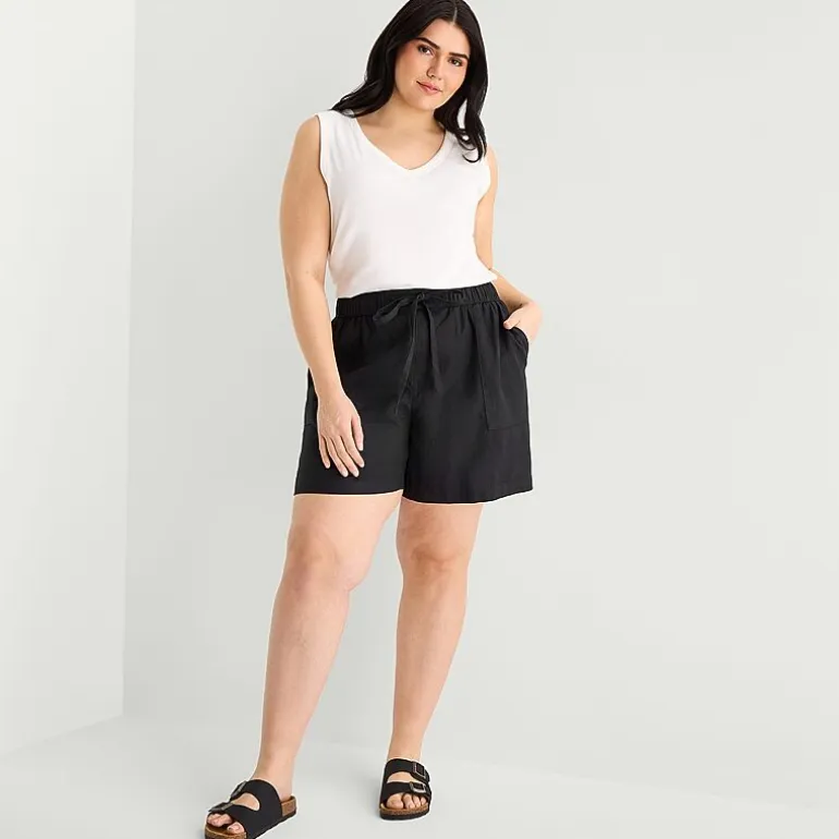 a.n.a Womens Plus High Rise 5" Pull-On Short