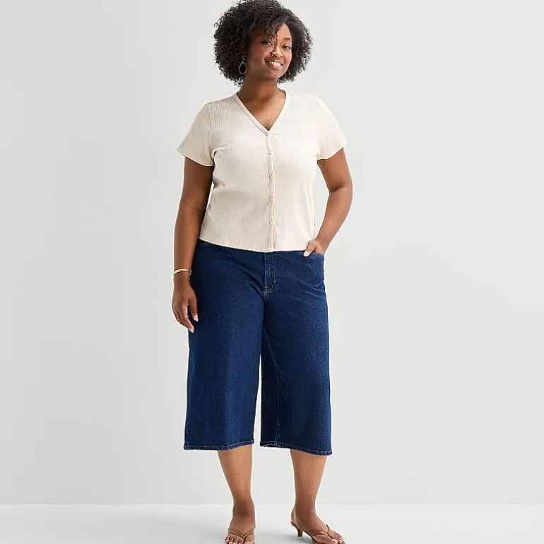 a.n.a Womens Plus V Neck Short Sleeve Button Cardigan