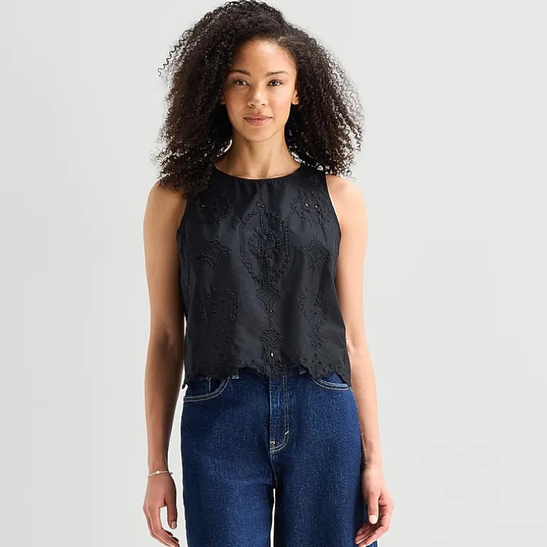 a.n.a Womens Round Neck Sleeveless Blouse
