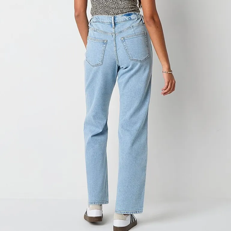 Arizona Curvy Womens Juniors High Rise Straight Leg Jean
