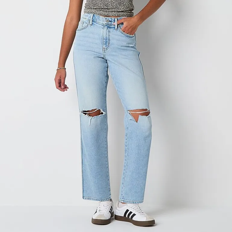 Arizona Curvy Womens Juniors High Rise Straight Leg Jean