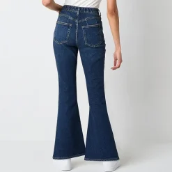 Arizona Curvy Womens Juniors Short High Rise Flare Leg Jean