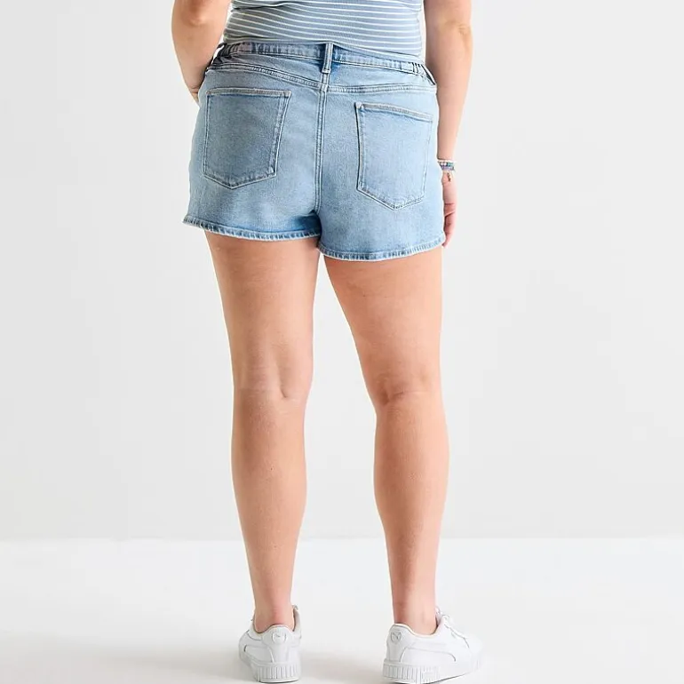 Arizona Curvy Womens 2 1/2" Mid Rise Juniors Plus Denim Short