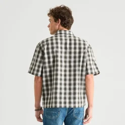 Arizona Mens Short Sleeve Boxy Fit Button-Down Shirt