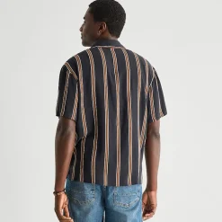 Arizona Mens Short Sleeve Boxy Fit Button-Down Shirt