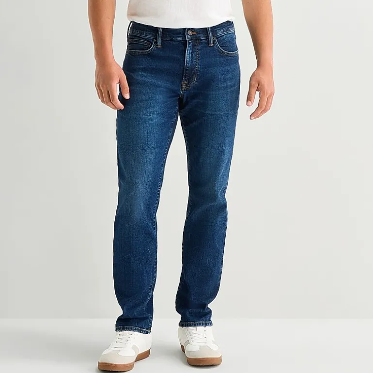 Arizona Mens Tapered Leg Athletic Fit Jean