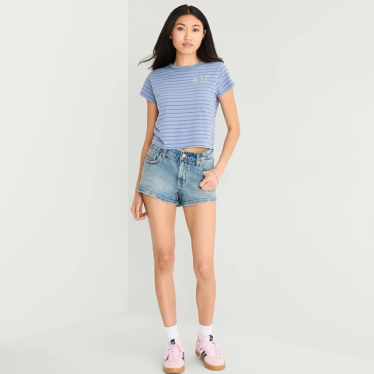 Arizona Womens Juniors Crew Neck Short Sleeve Regular Fit Graphic T-Shirt