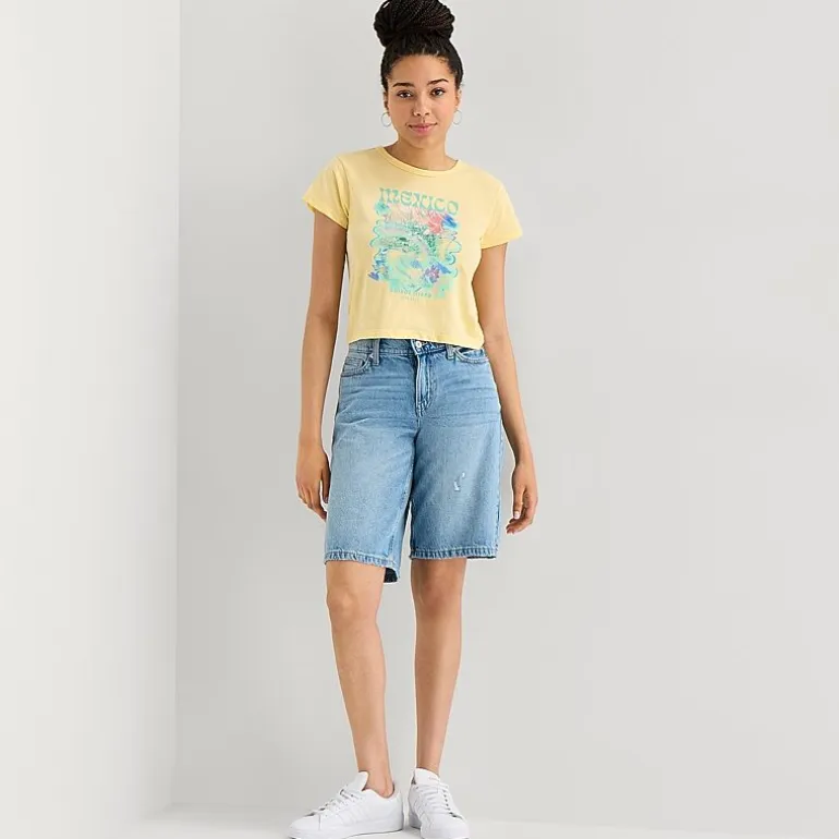 Arizona Womens Juniors Crew Neck Short Sleeve Regular Fit Graphic T-Shirt