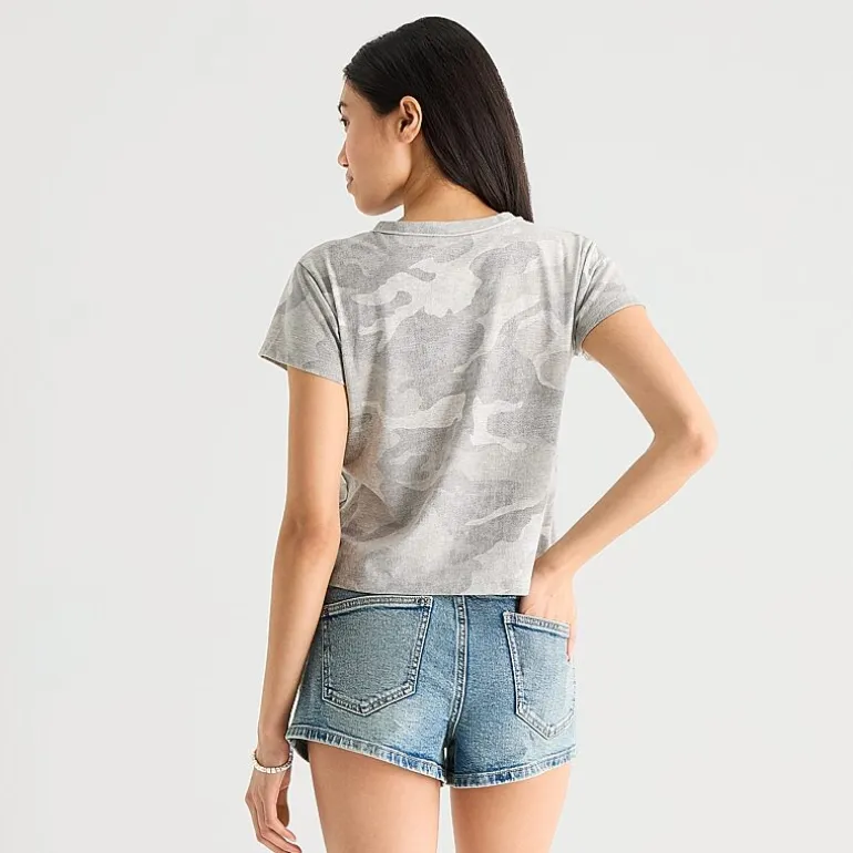 Arizona Womens Juniors Crew Neck Short Sleeve Regular Fit Graphic T-Shirt