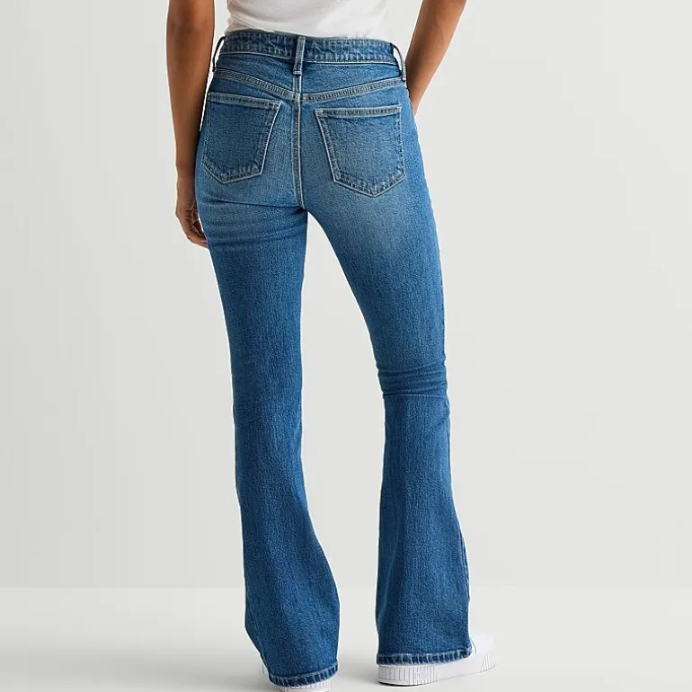 Arizona Womens Juniors Low Rise Bootcut Jean