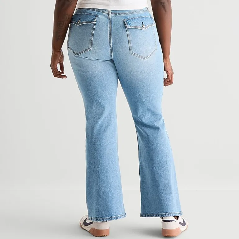 Arizona Womens Juniors Plus Low Rise Bootcut Jean
