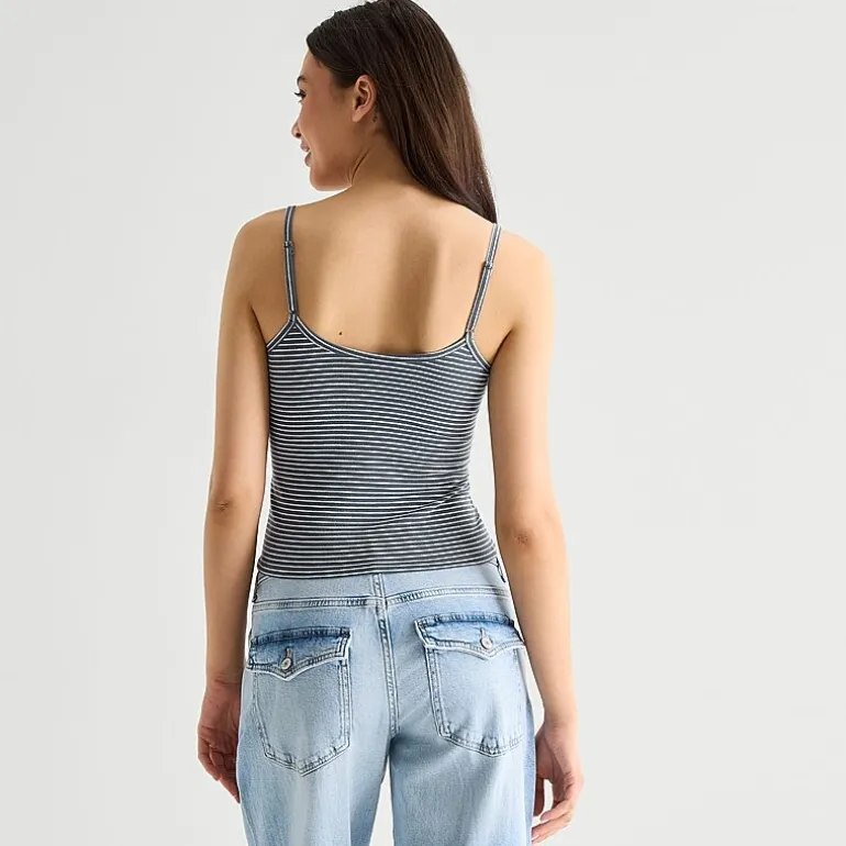 Arizona Womens Juniors Scoop Neck Sleeveless Tank Top