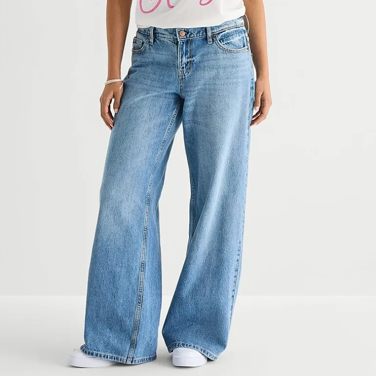Arizona Womens Juniors Short Low Rise Baggy Fit Jean