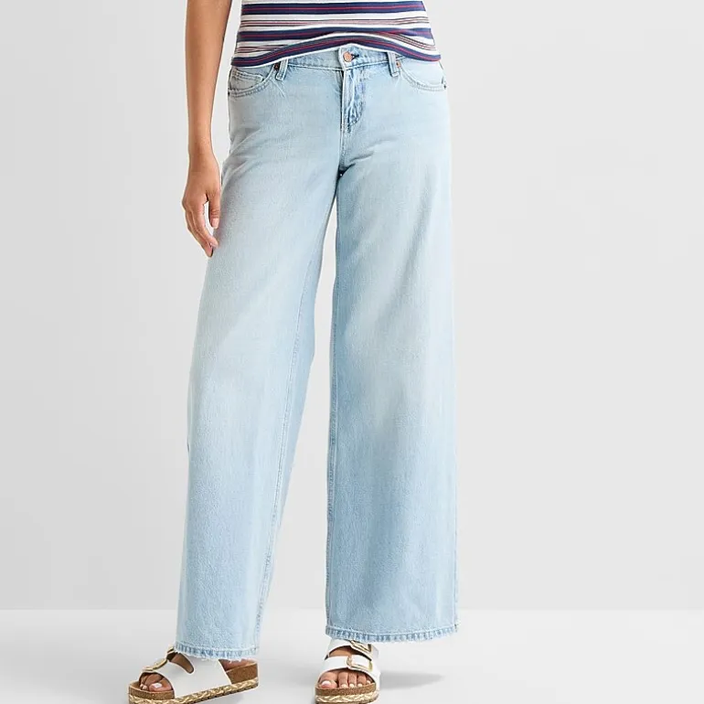 Arizona Womens Juniors Short Low Rise Baggy Fit Jean