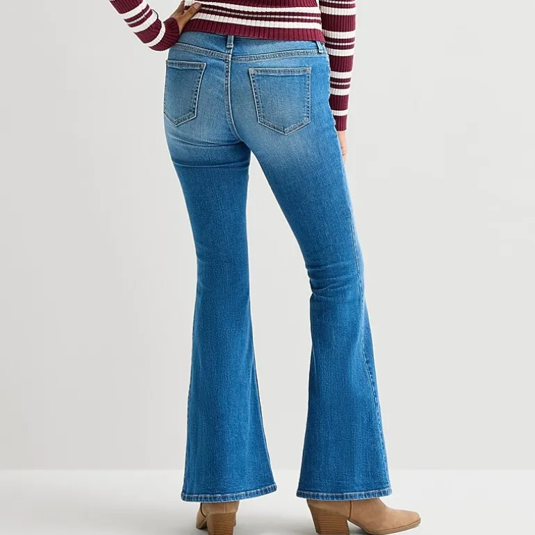 Arizona Womens Juniors Short Low Rise Flare Leg Jean