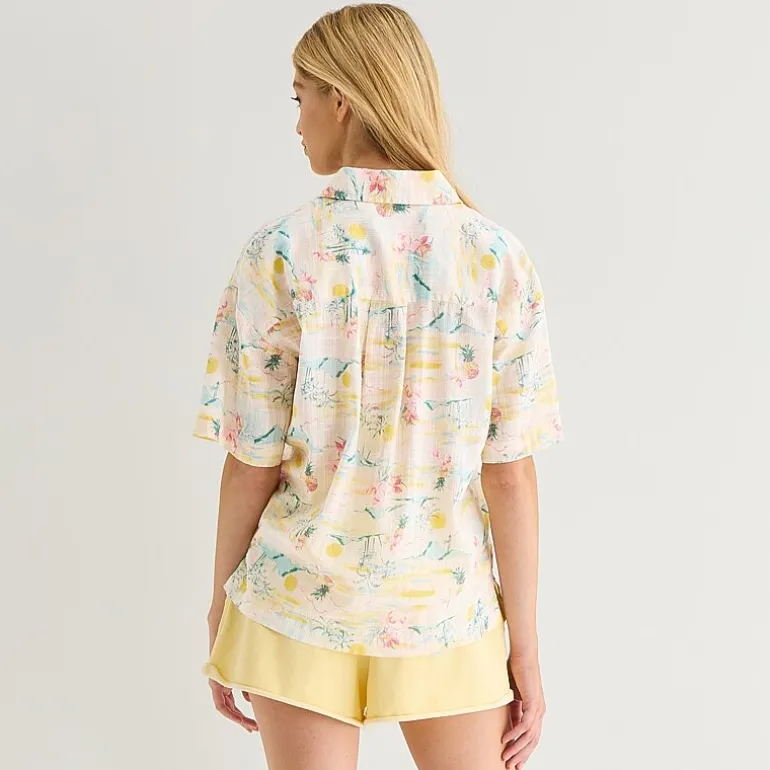 Arizona Womens Juniors Short Sleeve Regular Fit Button-Down Shirt