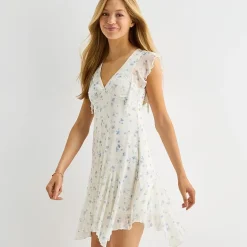 Arizona Womens Juniors V Neck Short Sleeve Babydoll Dress