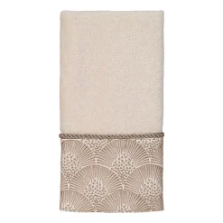 Avanti Deco Shell Ivory Embellished Bordered Bath Towel