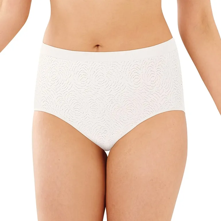 Bali Comfort Revolution® Womens Seamless Cooling Brief Panty 803j