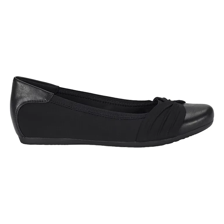 Baretraps Marcie Womens Round Closed Toe Slip-On Shoe