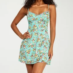 B. Darlin Womens Juniors V Neck Sleeveless Floral Fit + Flare Dress