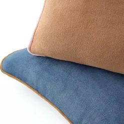 Bearpaw Blair 20x20 Square Throw Pillow