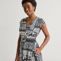 Be by CHETTA B Womens V Neck Short Sleeve Patchwork Fit + Flare Dress