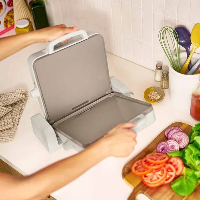 bella Fold & Store Dual Temp Griddle, Fits-anywhere™ kitchenware