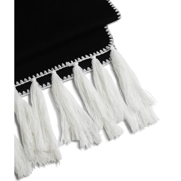 Belle & Bloom Womens Mountain Side Scarf