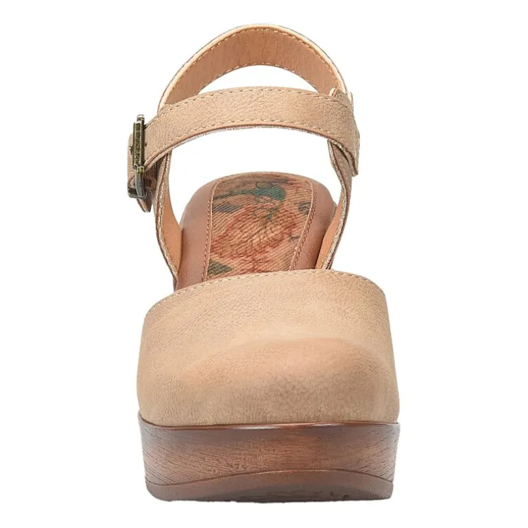 BOC by Born Natasha Womens Round Closed Toe Clogs