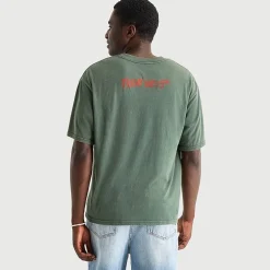 Camp Crystal Mens Crew Neck Short Sleeve Boxy Fit Graphic T-Shirt