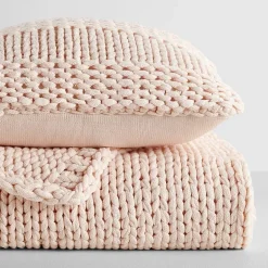 Casual Comfort Chunky Knit Blanket and Pillow Set