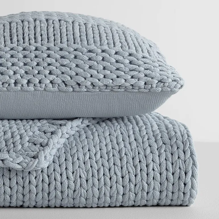 Casual Comfort Chunky Knit Blanket and Pillow Set