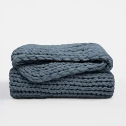 Casual Comfort Chunky Midweight Throw
