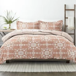 Casual Comfort Daisy Medallion Reversible Down-Alternative Comforter