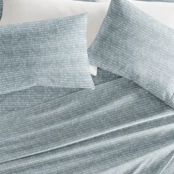 Casual Comfort Dashed Lines Patterned Sheet Set