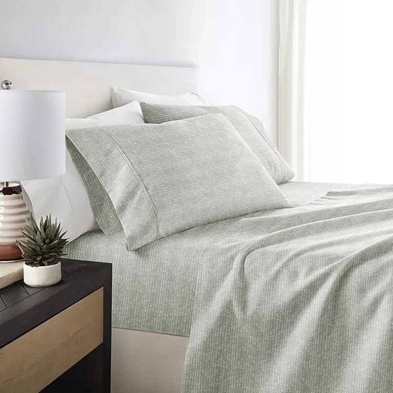 Casual Comfort Dashed Lines Patterned Sheet Set