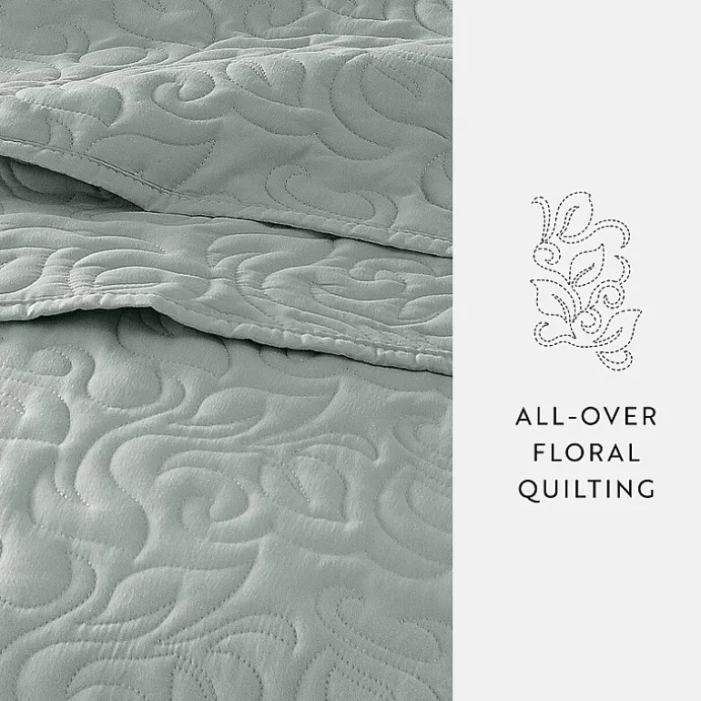 Casual Comfort Floral Stitch Quilt Set