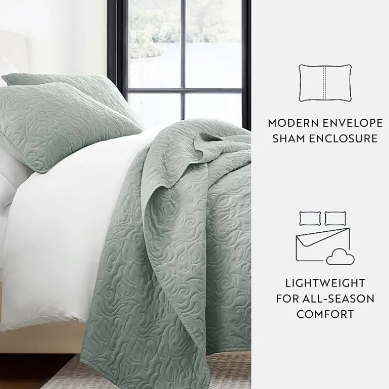 Casual Comfort Floral Stitch Quilt Set